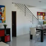 Tatil Evi Moderne Mit Privatem Pool Und Meerblick By Interhome